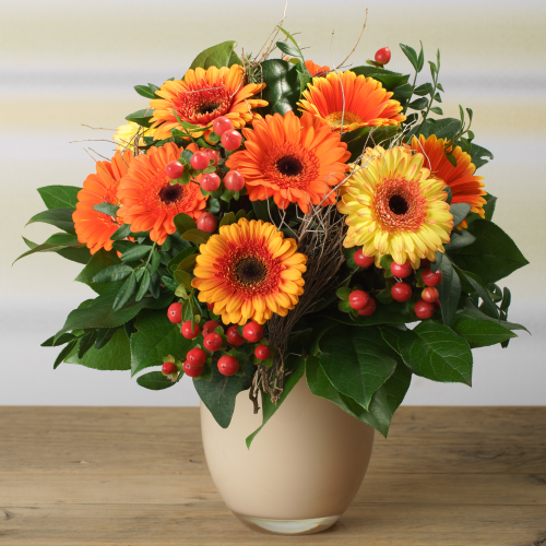 Blumen und Präsente von Blumenversand Edelweiß. Angebot "Blumen zum Geburtstag" ab 33.99 zzgl. Lieferung.